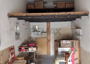 Dispensa di stoccaggio - Box via Carlentini
 
4, Siracusa - foto 24