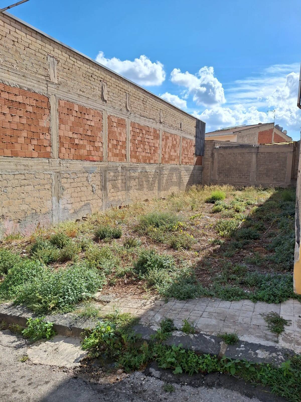 Giardino - Building land via livenza
 
snc, Solarino - photo 1