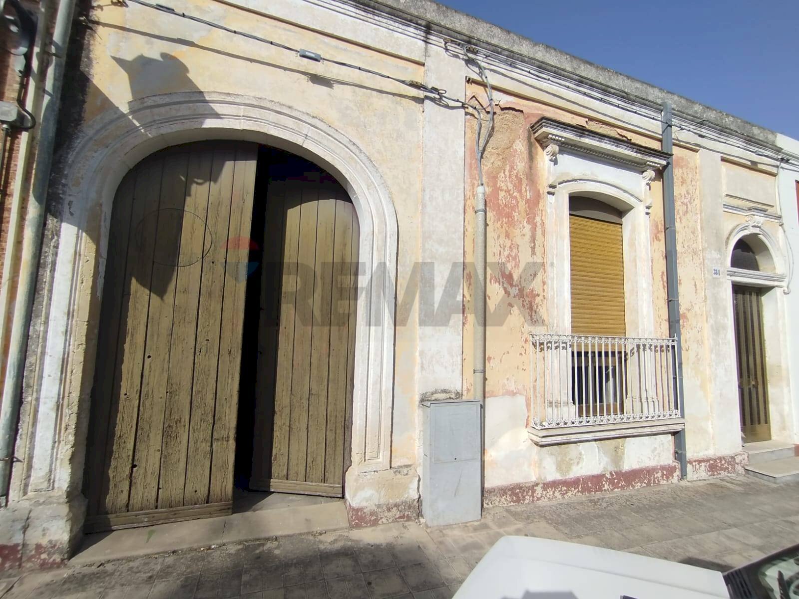 Edificio all\'aperto - Independent house Via Vittorio Emanuele III
 
384, Canicattini Bagni - photo 1