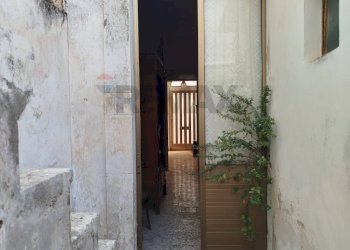 Casa all\'aperto - Casa indipendente Via Vittorio Emanuele III
 
384, Canicattini Bagni - foto 7