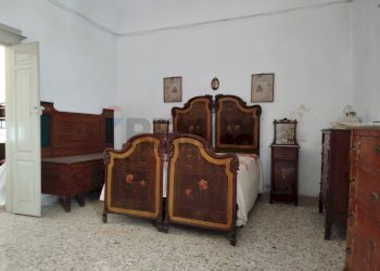 Camera / camera da letto - Casa indipendente Via Vittorio Emanuele III
 
384, Canicattini Bagni - foto 10