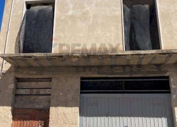 Edificio all\'aperto - Casa indipendente vico Pontillo
 
2, Avola - foto 2