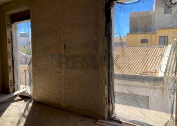 Balcone - Casa indipendente vico Pontillo
 
2, Avola - foto 12