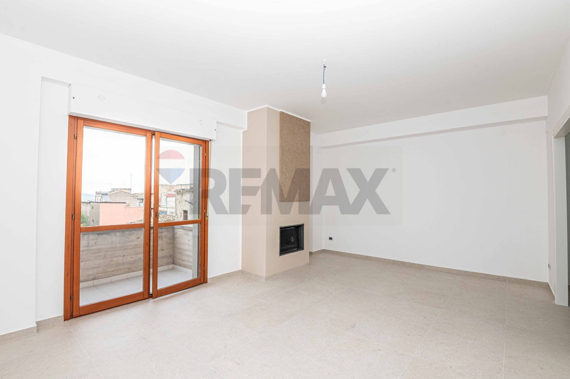 Stanza vuota - Quadrilocale VIA D'ALBERGO
 
42, Palazzolo Acreide - foto 1