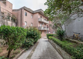 Edificio all\'aperto - Quadrilocale VIA D'ALBERGO
 
42, Palazzolo Acreide - foto 10