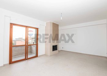 Stanza vuota - Quadrilocale VIA D'ALBERGO
 
42, Palazzolo Acreide - foto 1