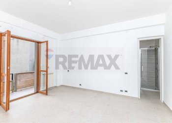 Stanza vuota - Quadrilocale VIA D'ALBERGO
 
42, Palazzolo Acreide - foto 34