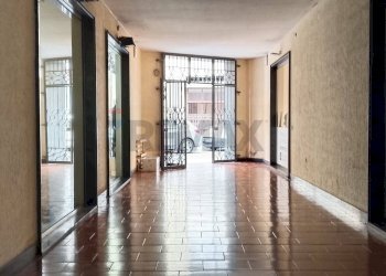 Stanza vuota - Attività Commerciale via del Colle Temenite
10-12, Siracusa - foto 6