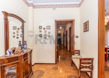 Hall / corridoio - Appartamento viale zeccchino
 
72, Siracusa - foto 5