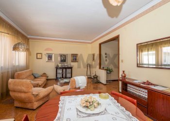 Sala da pranzo - Appartamento viale zeccchino
 
72, Siracusa - foto 11