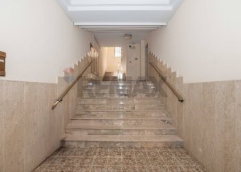 Scale - Appartamento viale zeccchino
 
72, Siracusa - foto 27