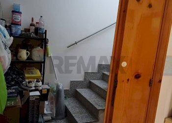 Scale - Casa indipendente Via Chindemi C.
 
66, Pachino - foto 24