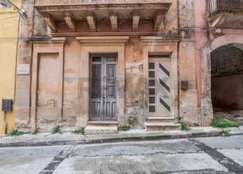 Casa all\'aperto - Independent house Via Manzoni
 
16, Palazzolo Acreide - photo 1