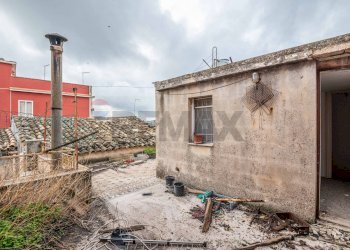 Casa all\'aperto - Independent house Via Manzoni
 
16, Palazzolo Acreide - photo 23