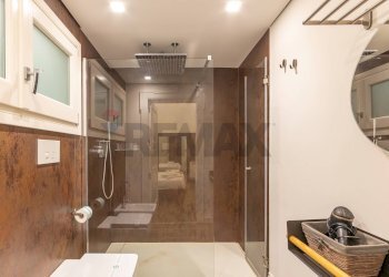 Bagno - Quadrilocale via senatore maielli
 
5, Siracusa - foto 15