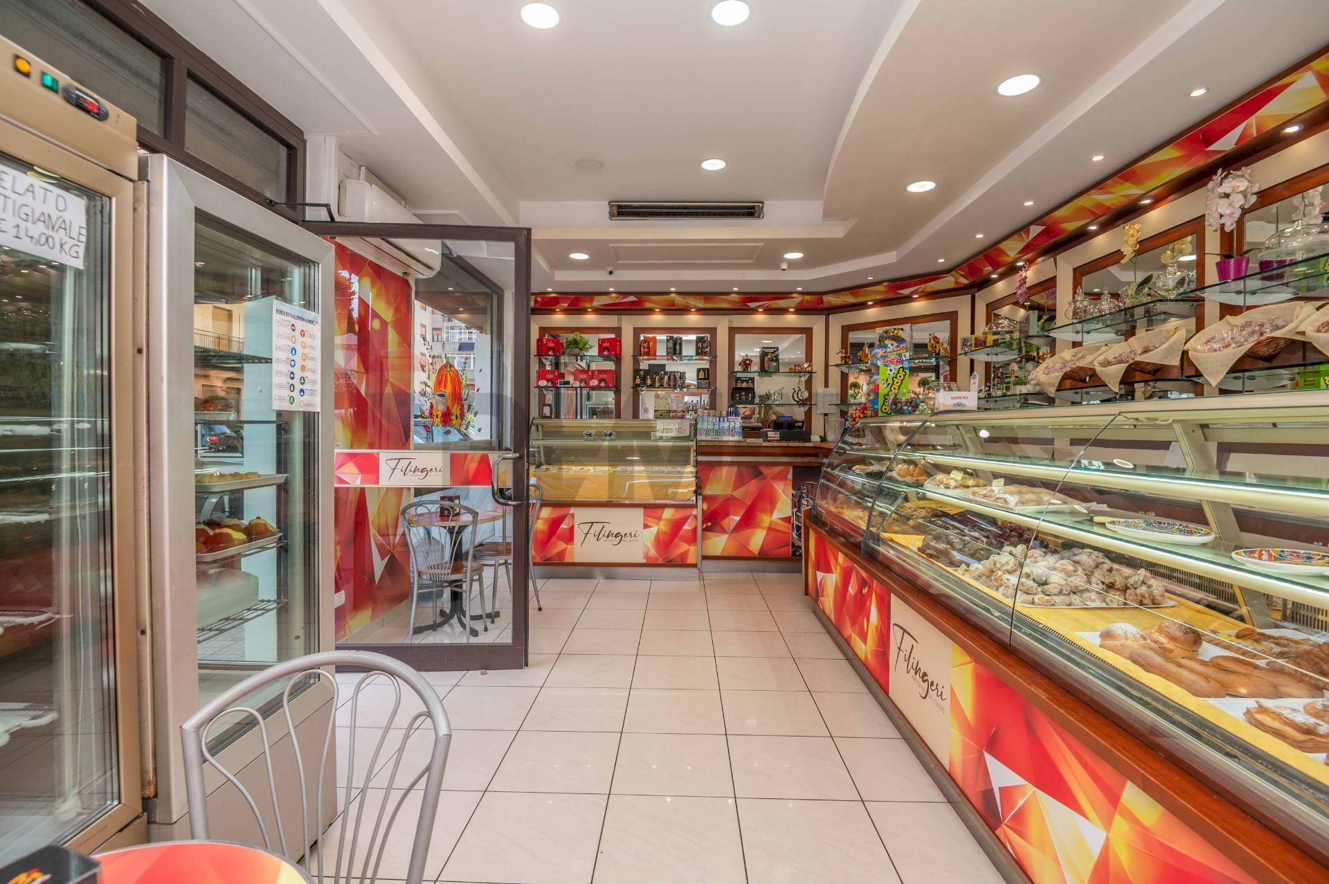 Dispensa di stoccaggio - Bar Tavola Calda - Fredda Via Rosolini
 
9, Siracusa - foto 1