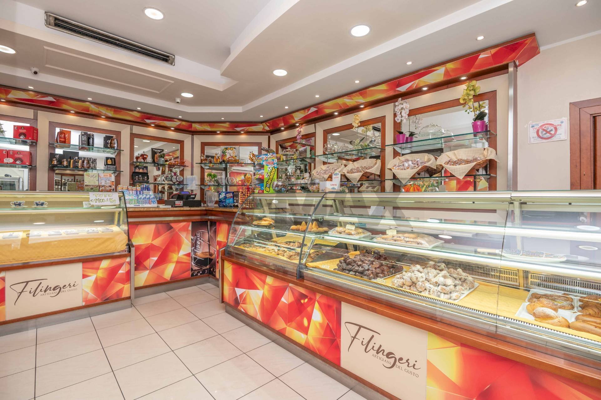 Dispensa di stoccaggio - Bar Tavola Calda - Fredda Via Rosolini
 
9, Siracusa - foto 2