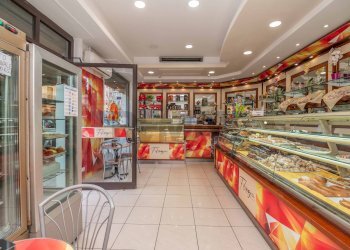 Dispensa di stoccaggio - Bar Tavola Calda - Fredda Via Rosolini
9, Siracusa - foto 1