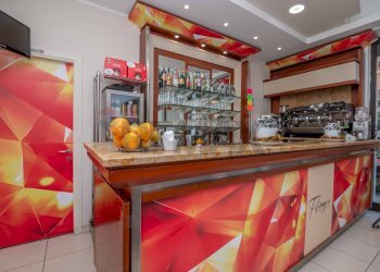 Cucina - Bar Tavola Calda - Fredda Via Rosolini
9, Siracusa - foto 14