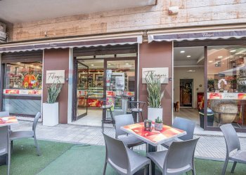 Sala da pranzo - Bar Tavola Calda - Fredda Via Rosolini
9, Siracusa - foto 19