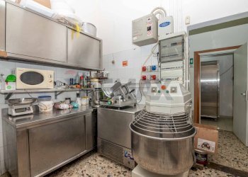 Cucina - Bar Tavola Calda - Fredda Via Rosolini
9, Siracusa - foto 40