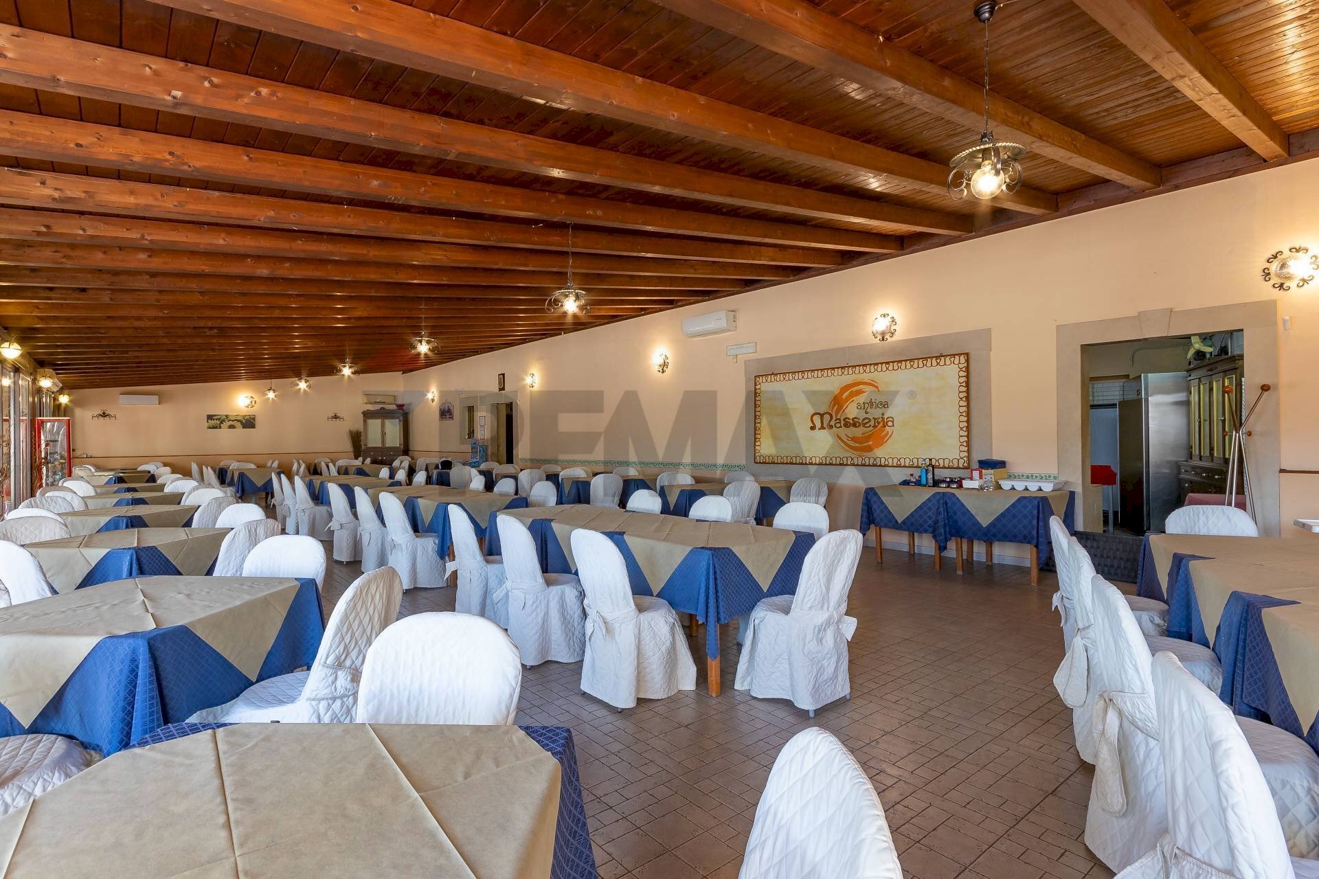 Sala da pranzo - Commercial Premises VIA ELORINA
 
182, Siracusa - photo 1