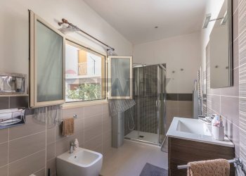 Bagno - Casa semi indipendente Via Riviera Dionisio il Grande
 
140, Siracusa - foto 14