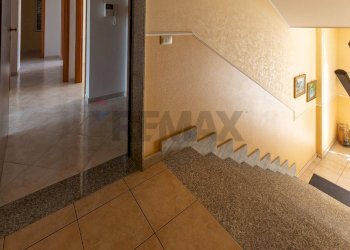 Scale - Appartamento Viale Pietro Nenni
 
68, Floridia - foto 5