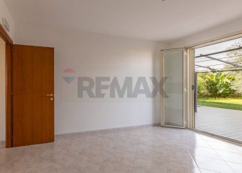 Cucina - Appartamento Viale Pietro Nenni
 
68, Floridia - foto 8