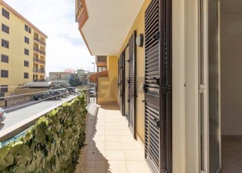 Balcone - Appartamento Viale Pietro Nenni
 
68, Floridia - foto 18