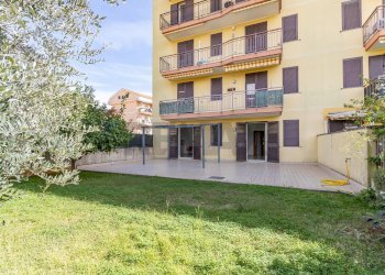 Edificio all\'aperto - Appartamento Viale Pietro Nenni
 
68, Floridia - foto 28