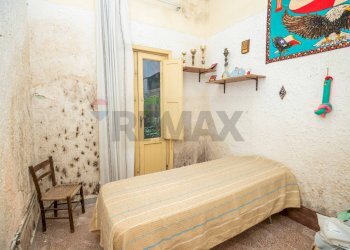 Camera / camera da letto - Quadrilocale via dell'immacolata
 
92, Priolo Gargallo - foto 22