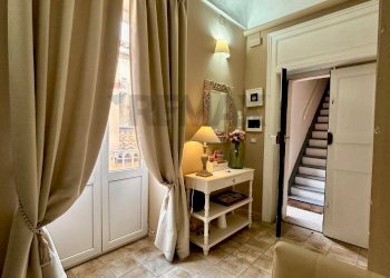 Soggiorno - Bilocale VIA DEI TINTORI
 
32, Siracusa - foto 4