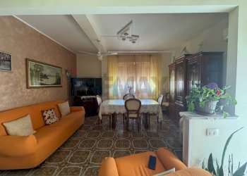 Sala da pranzo - Casa indipendente VIA TORINO
 
243, Pachino - foto 20