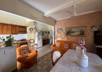 Sala da pranzo - Casa indipendente VIA TORINO
 
243, Pachino - foto 25