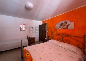 Camera / camera da letto - Casa indipendente VIA TORINO
 
243, Pachino - foto 33
