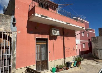 Edificio all\'aperto - Casa indipendente VIA TORINO
 
243, Pachino - foto 48