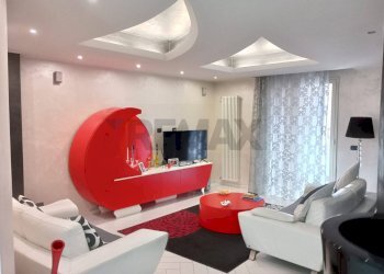 Soggiorno - Casa indipendente via Bissolati 74, Solarino - foto 12