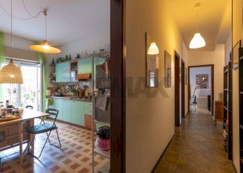 Hall / corridoio - Apartment via francesco accolla
46, Siracusa - photo 19