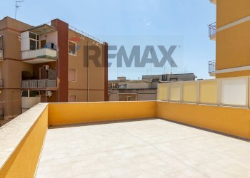Terrazza - Appartamento via francesco accolla
 
46, Siracusa - foto 2