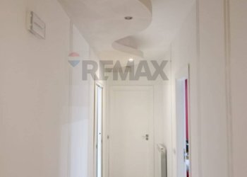 Hall / corridoio - Appartamento via Leonida Bissolati
 
74, Solarino - foto 14