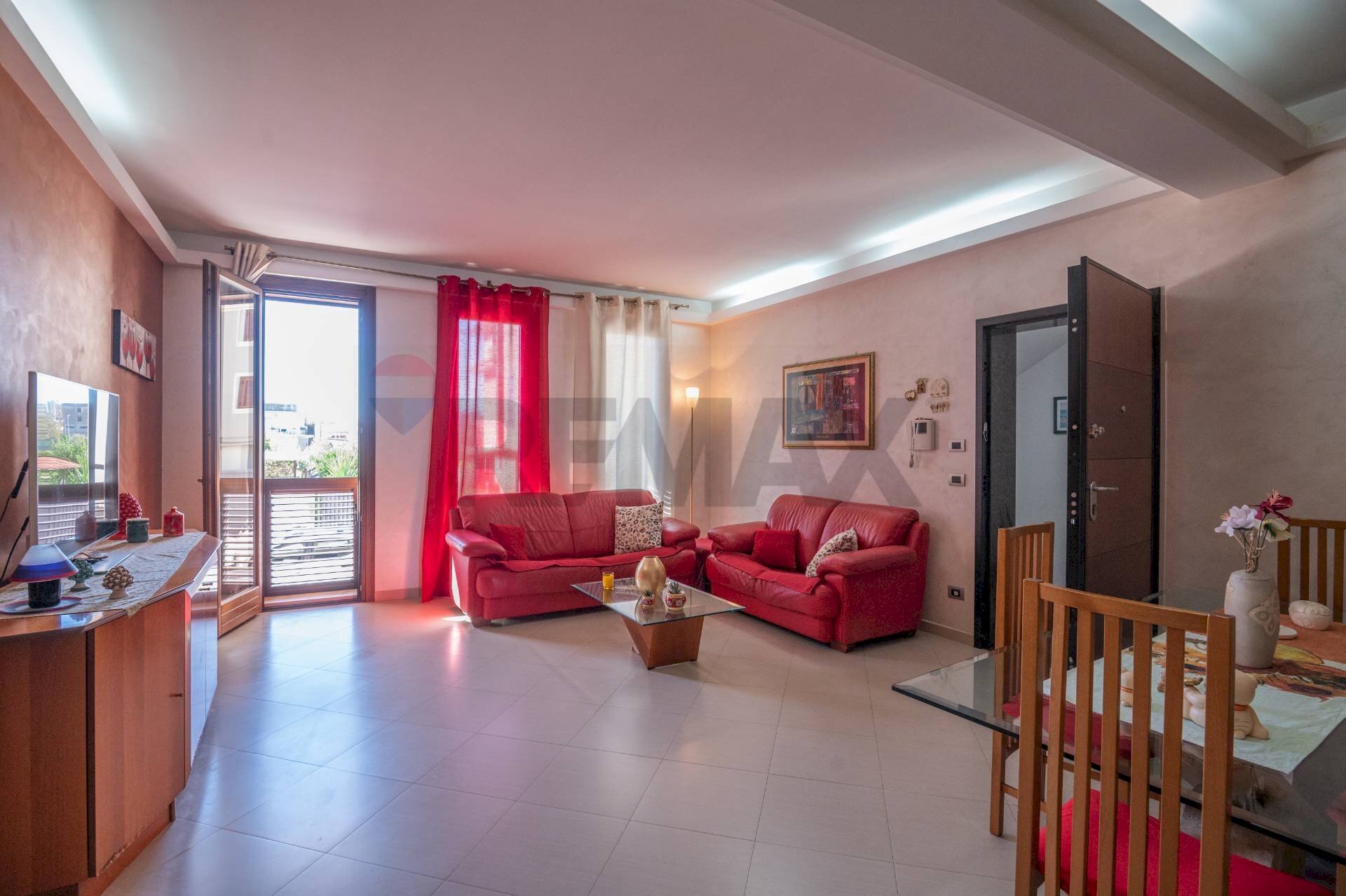 Sala da pranzo - Villa a Schiera Via Don Lorenzo Milani
 
25, Avola - foto 3