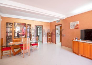 Sala da pranzo - Villa a Schiera Via Don Lorenzo Milani
 
25, Avola - foto 6