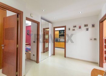 Hall / corridoio - Villa a Schiera Via Don Lorenzo Milani
 
25, Avola - foto 17