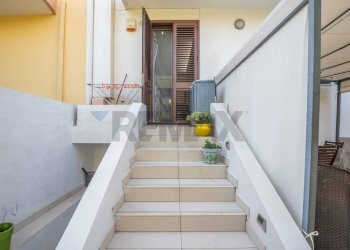 Scale - Villa a Schiera Via Don Lorenzo Milani
 
25, Avola - foto 23