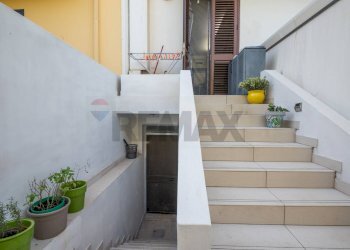 Scale - Villa a Schiera Via Don Lorenzo Milani
 
25, Avola - foto 24