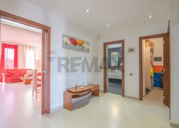 Hall / corridoio - Villa a Schiera Via Don Lorenzo Milani
 
25, Avola - foto 51