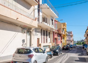 Edificio all\'aperto - Villa a Schiera Via Don Lorenzo Milani
 
25, Avola - foto 54