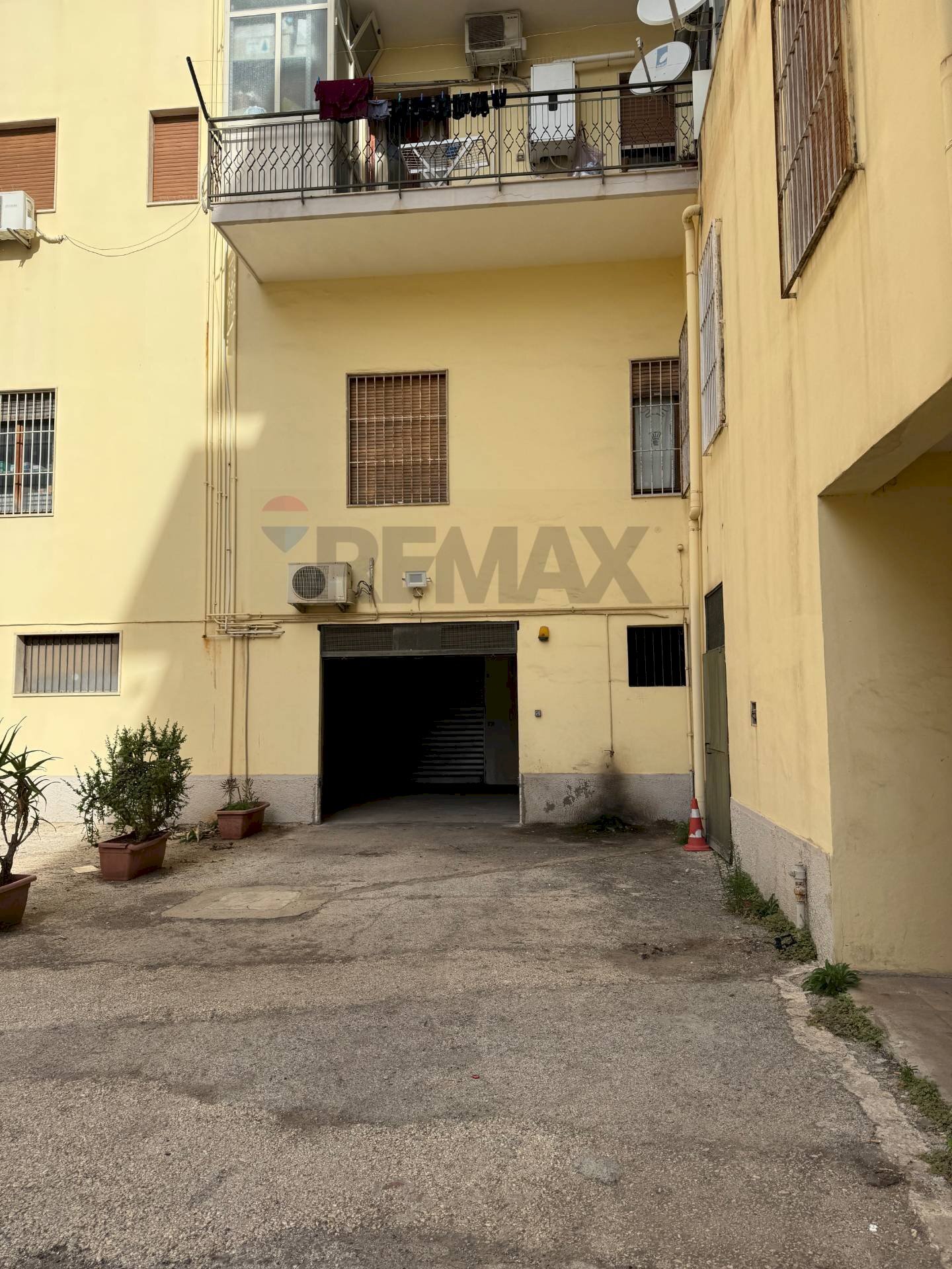 Edificio all\'aperto - Box Viale Epipoli
 
17, Siracusa - foto 2