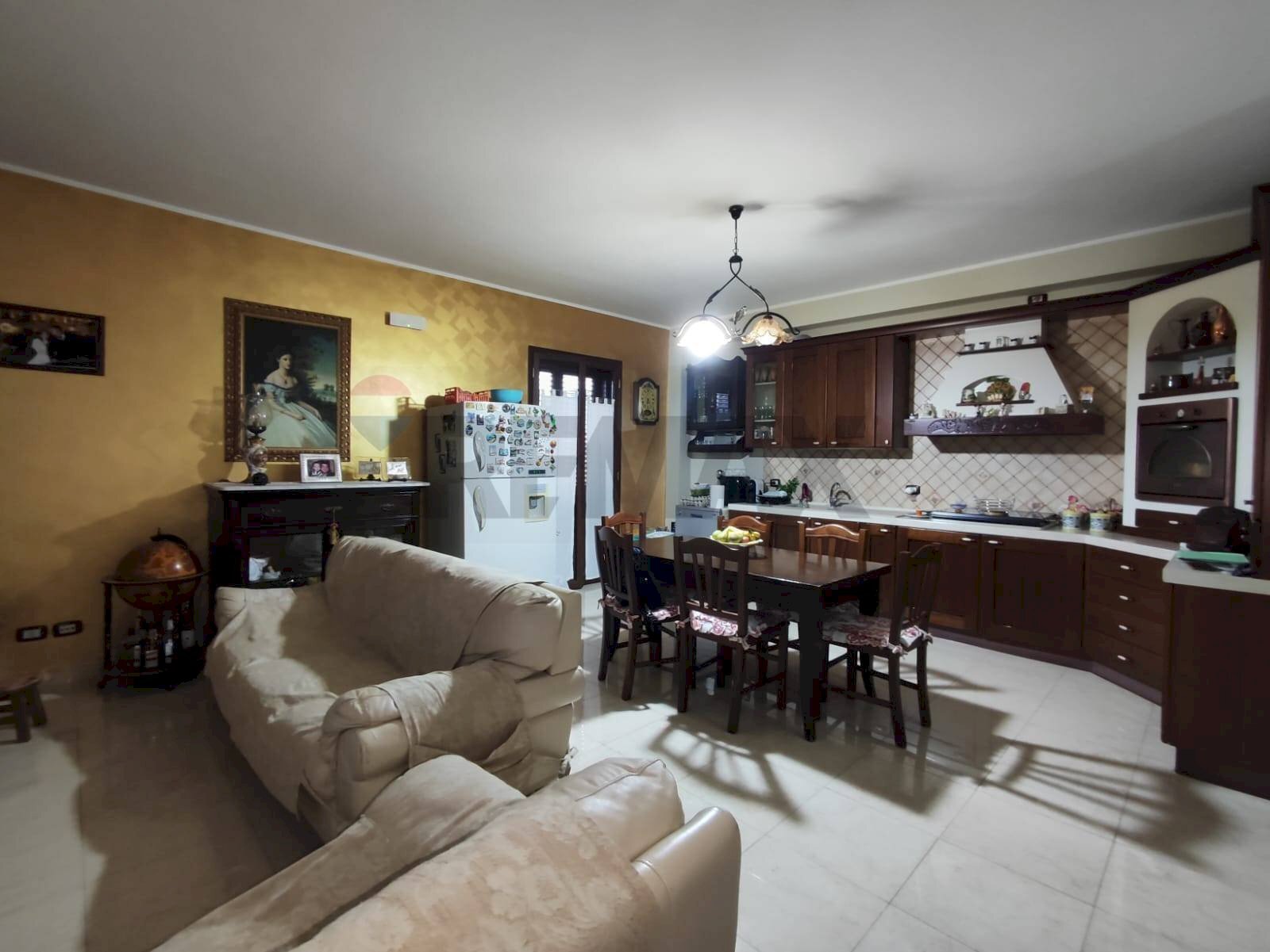 Sala da pranzo - Apartment Via Mariano Pinnone
 
148, Floridia - photo 2